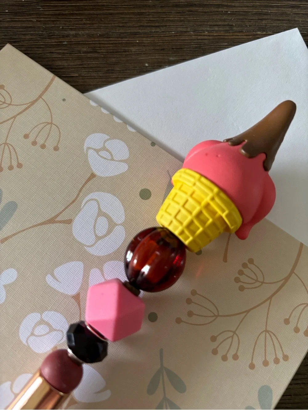SpongeBob SquarePants: Goofy Goober Patrick handmade beaded pen